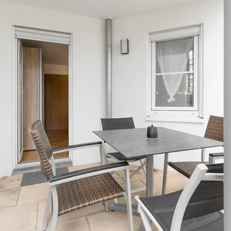 Untersee-suite Istayunixi Seenaehe-terrasse-workspace-netflix-parkplatz Appartement *