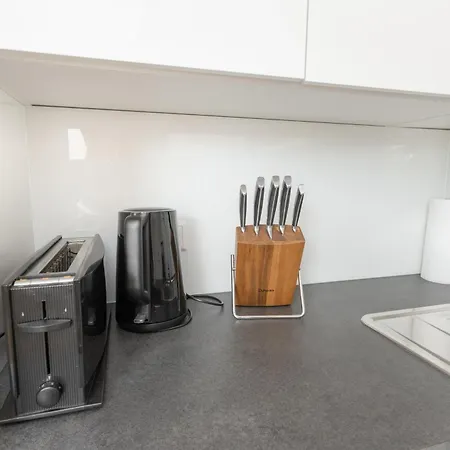 Untersee - Seenaehe - Terrasse - Arbeitsplatz Apartman