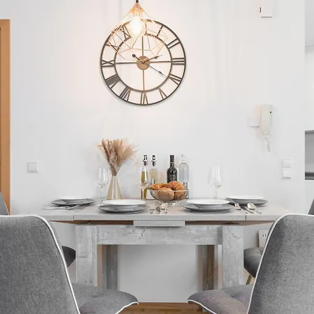 Untersee - Seenaehe - Terrasse - Arbeitsplatz Apartmán